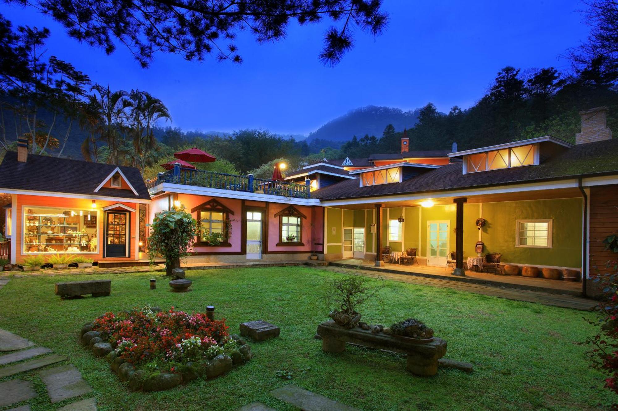 Li Jin Kuan Homestay Nanzhuang Exterior foto