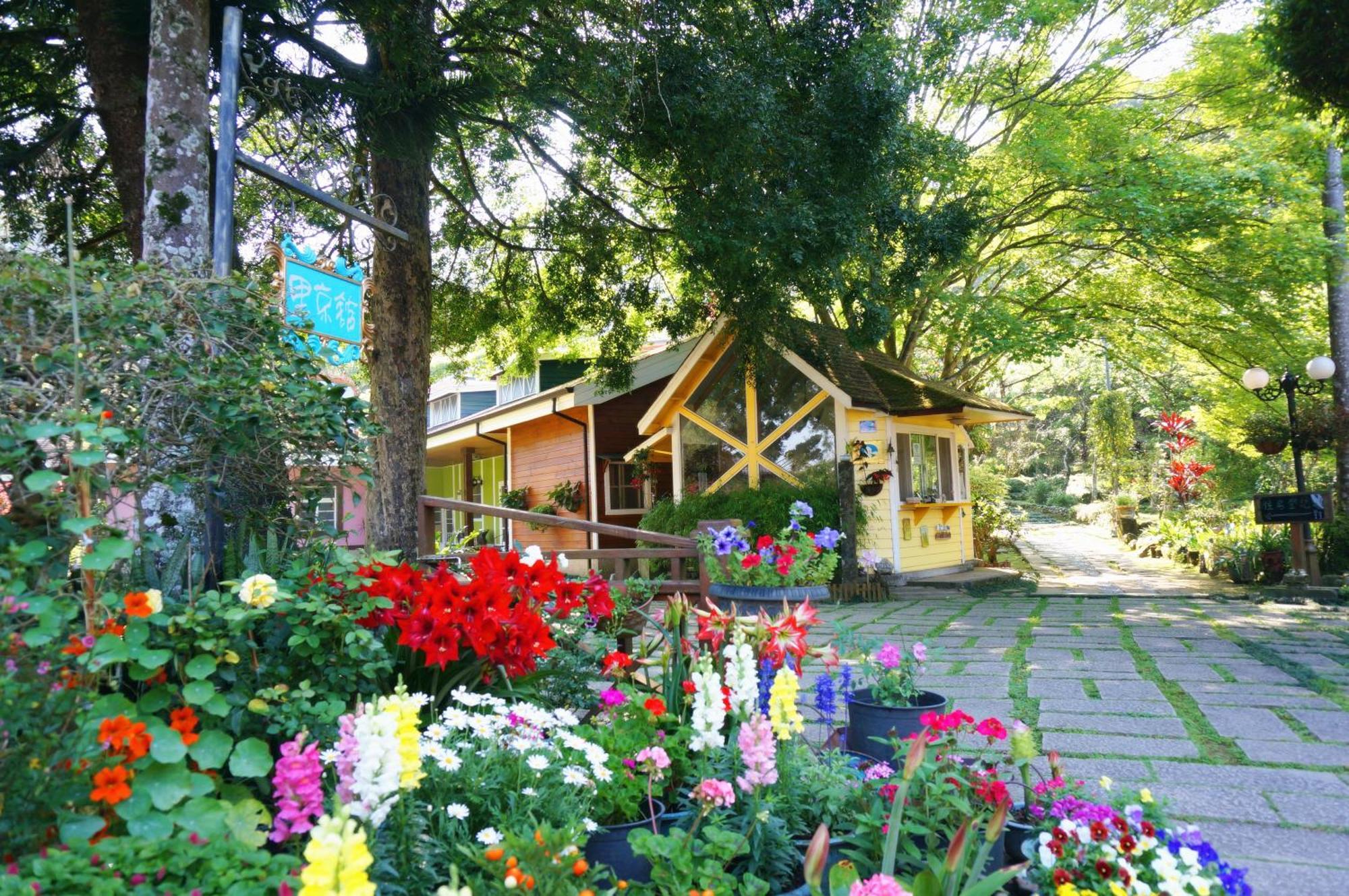Li Jin Kuan Homestay Nanzhuang Exterior foto